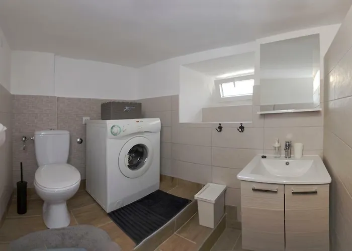 別荘 Spartion Marine